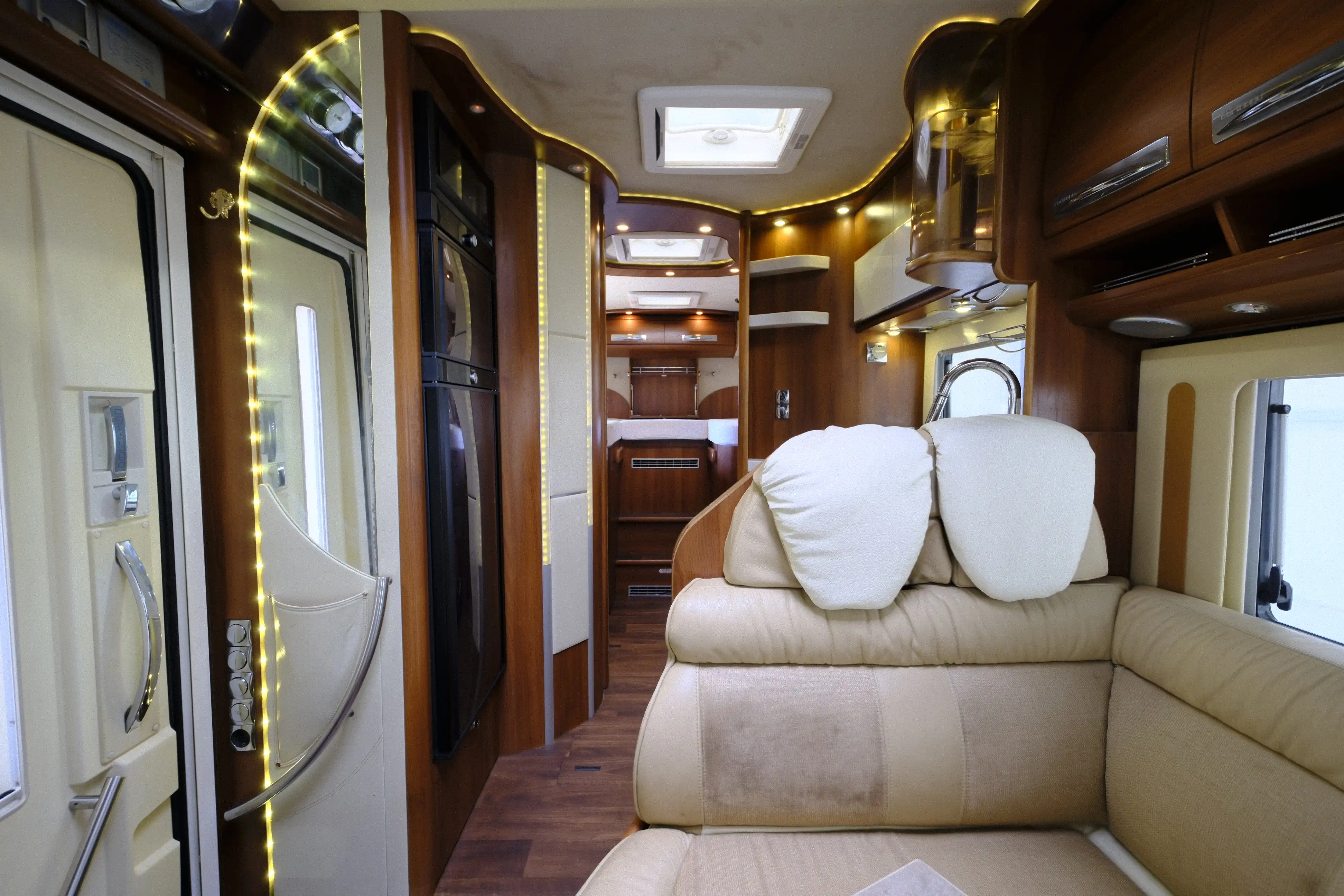 CARTHAGO Chic E-Line I 50 LE Yachting